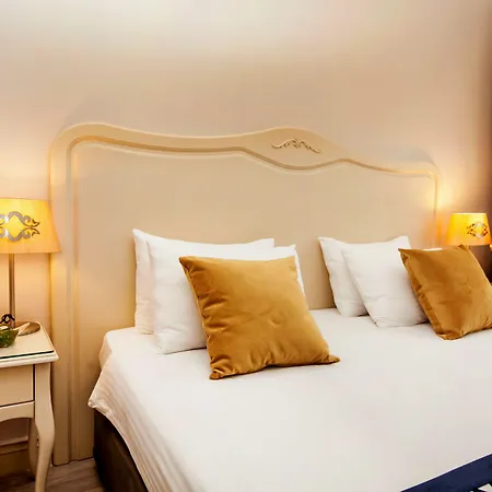 Raymond Old Hotel 4*