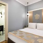 Raymond Old Hotel 4*