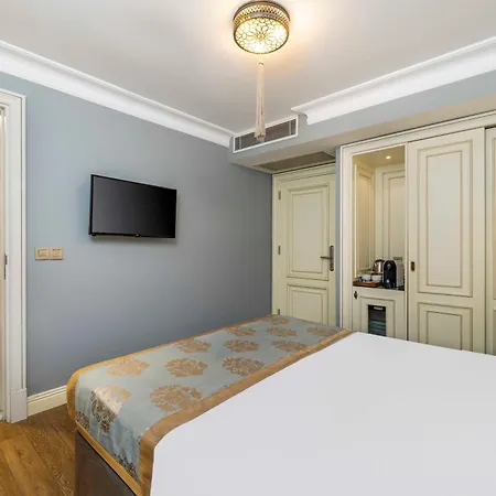 Hotel Raymond Old Istanbul