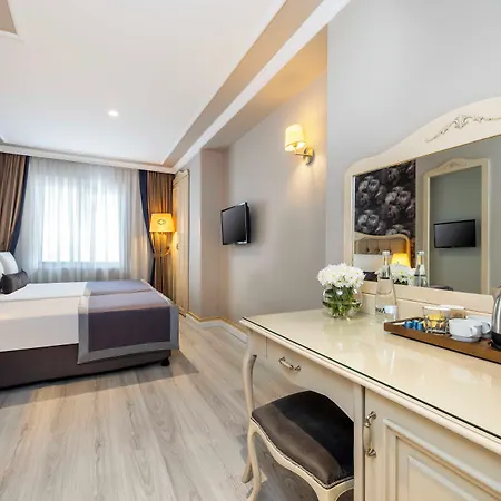 Hotel Raymond Old Istanbul